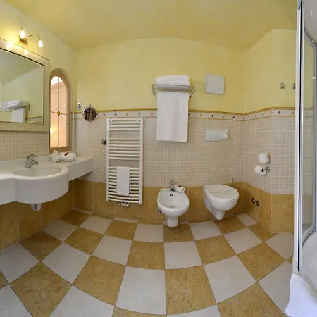 Andreas Hotel