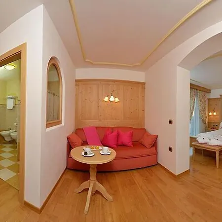 Andreas Hotel 4*