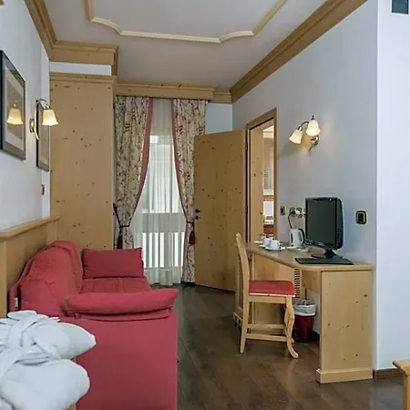 Andreas 酒店 卡纳泽伊