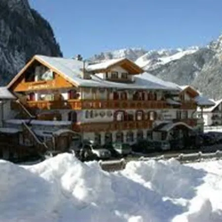 Andreas Hotel 4*